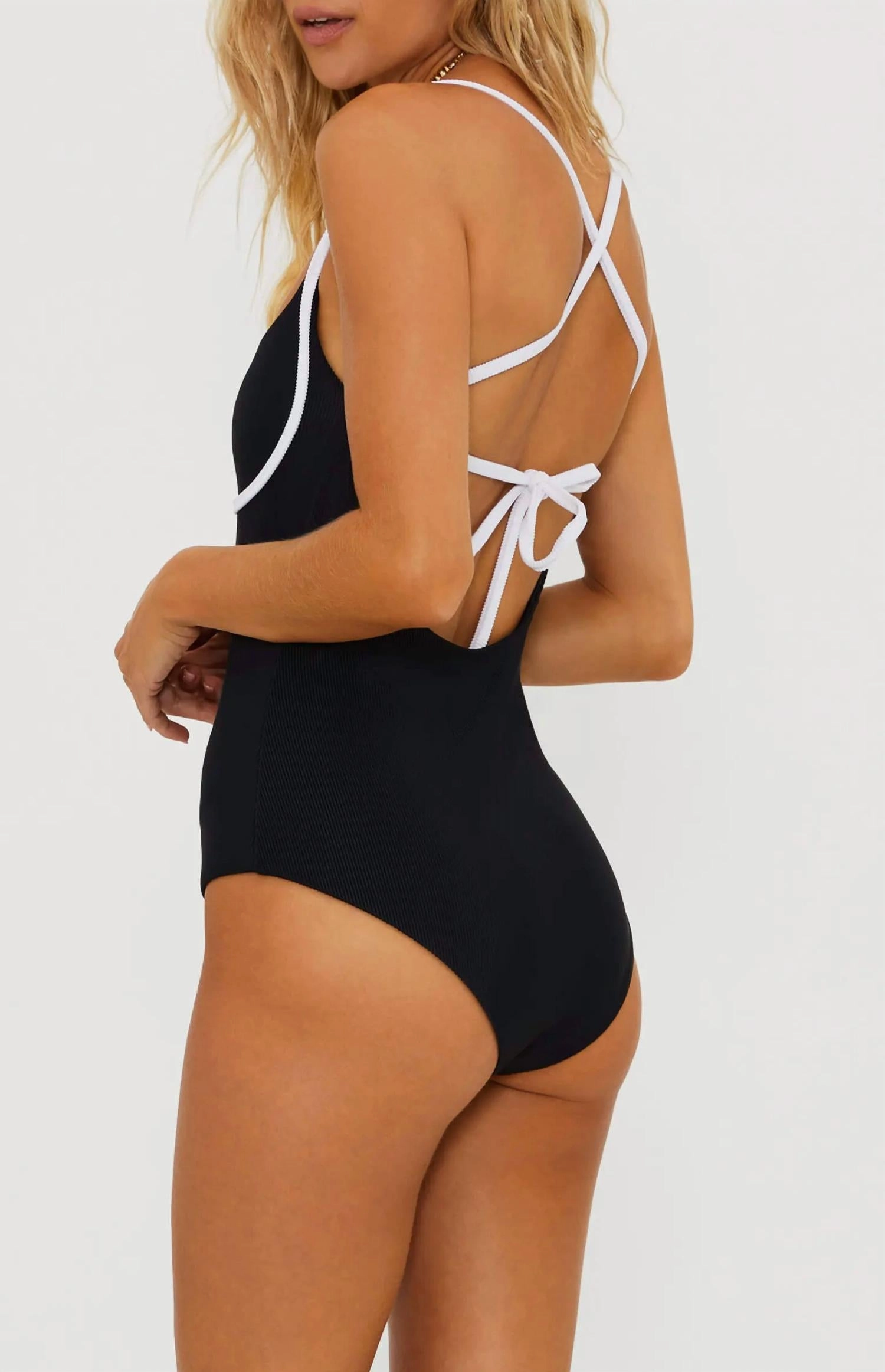 Faith One Piece In Black/white