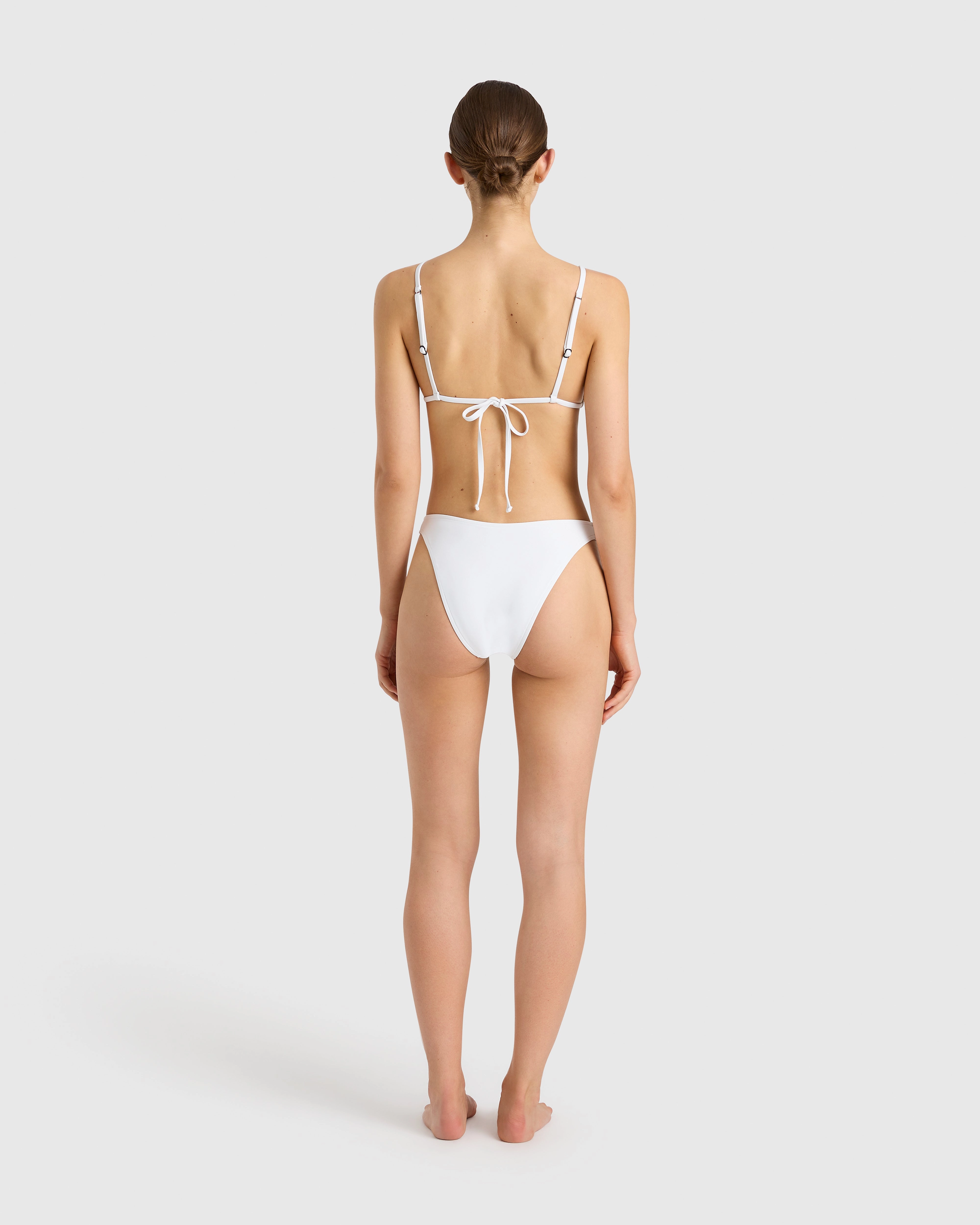 Lulu Bikini Top - White (Embodee)