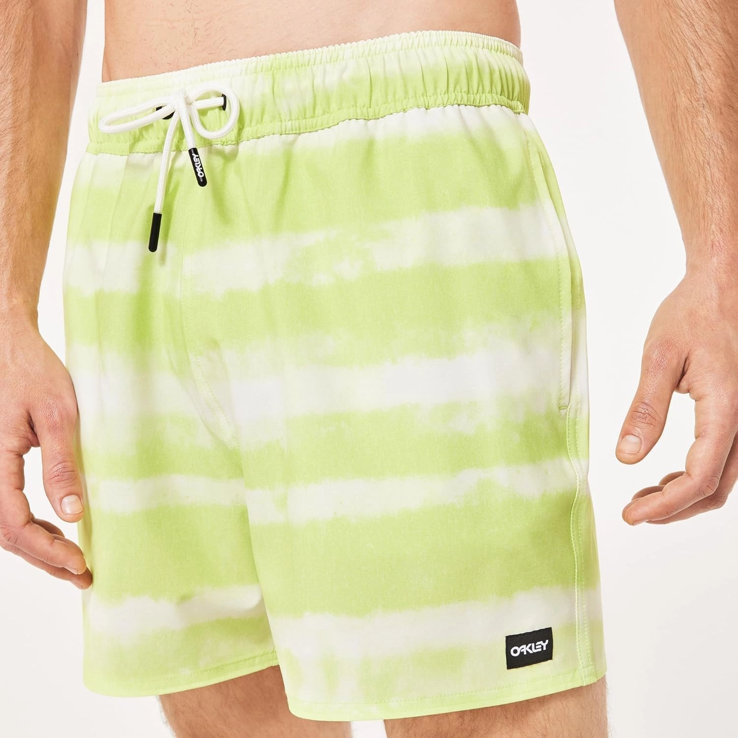 Oakley Men's Blur Stripes Recycled 16" Beachshort