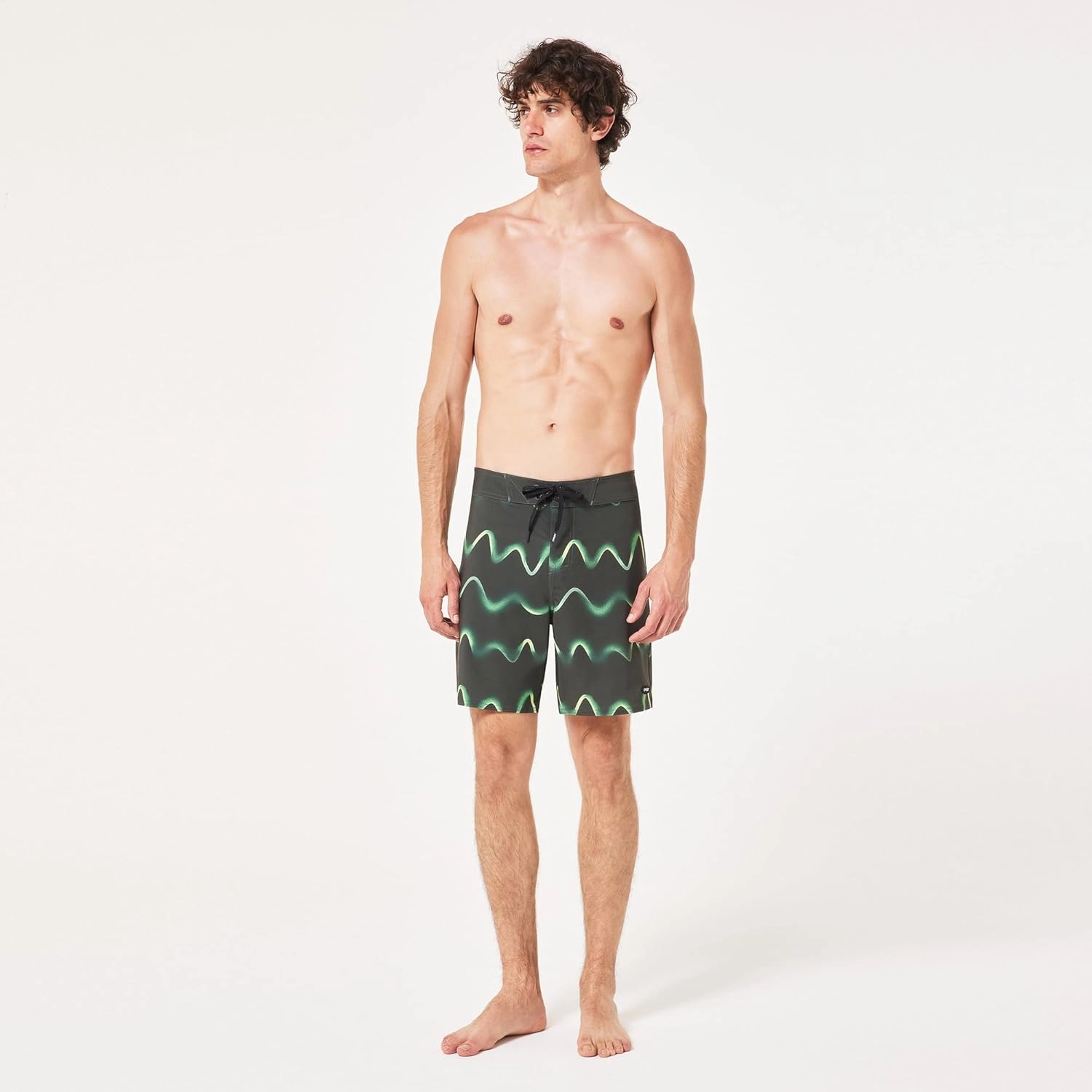 Oakley Men's Swell Line Recycled 18" Boardshort