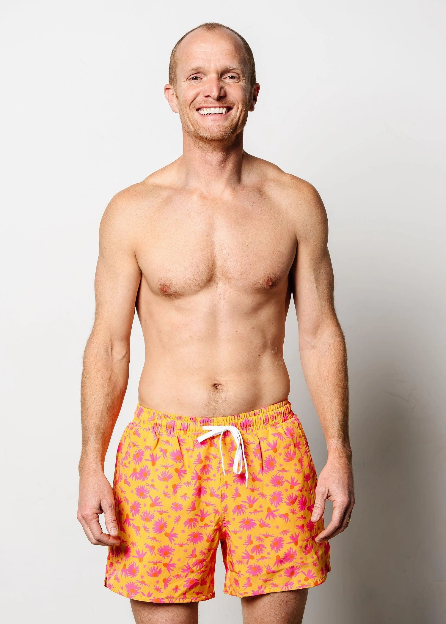 Playful Daisies | Men's Retro Shorties